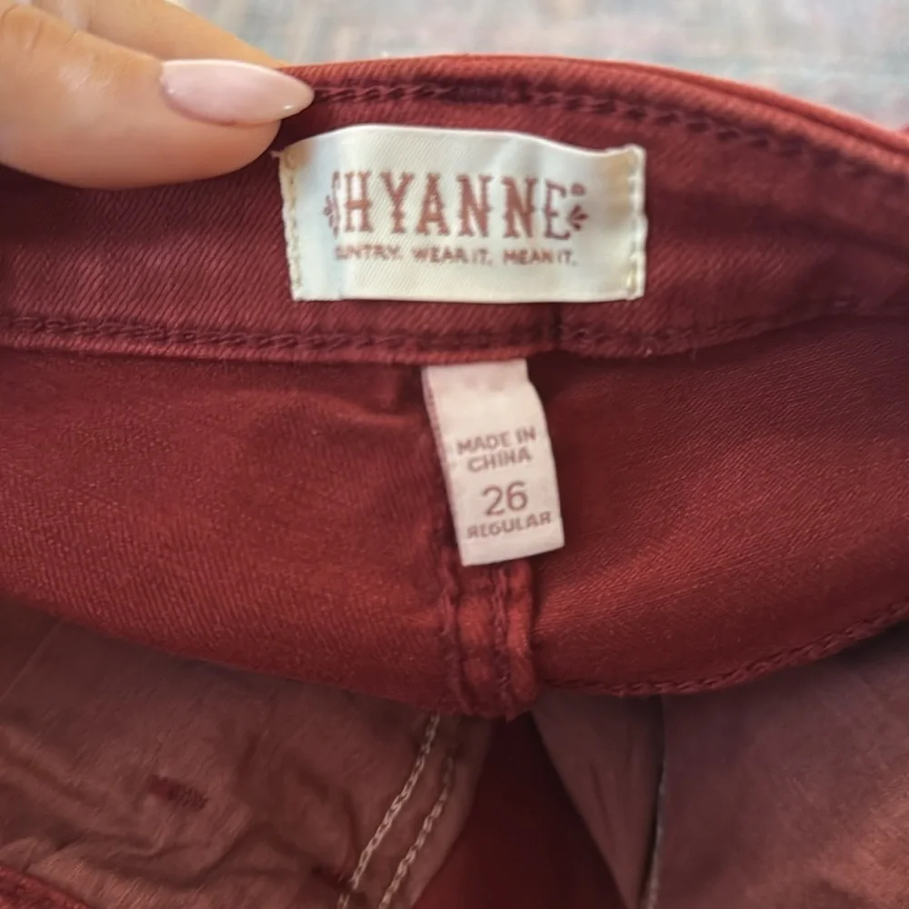 NWOT Shyanne High Rise Stretch Super Flare Jeans in Brick Red Size 26 - Picture 9 of 12